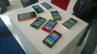 Używaliśmy telefonów Nokia X i Nokia XL – pierwsze (obszerne) wrażenia Spider’s Web