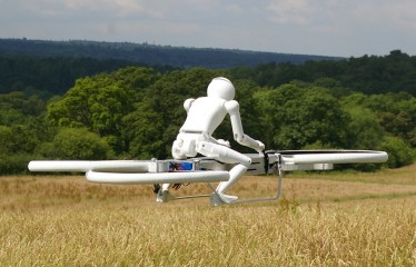Odlotowy pomysł! Dron, który działa jak… latający motocykl
