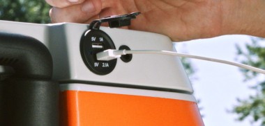 Internauci zadecydowali – lodówka z USB i półeczką na iPhone’a jest warta 10 mln dol.