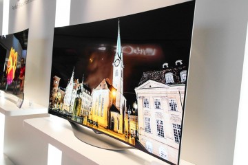 Dlaczego powinieneś czekać na telewizory OLED?