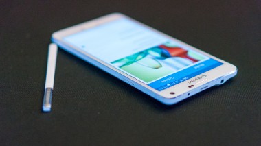 AKTUALIZACJA Galaxy S5 i Note 4 z Androidem 5.0 wcześniej niż myślisz. A już teraz zobacz Lizaka na Nocie 4