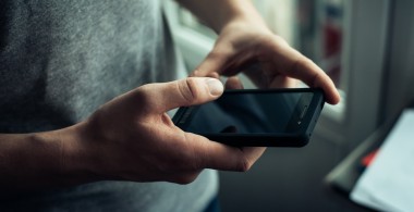 Messenger z obsługą SMS