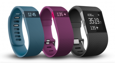 Fitbit nie zwalnia tempa – oto nie jeden a trzy nowe opasko-zegarki. Który wybierasz?