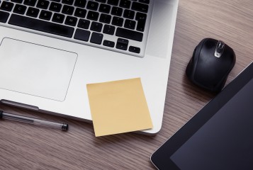 Firefox goni Chrome, lecz ten ucieka w wersji mobilnej, czyli wrześniowy raport przeglądarek internetowych