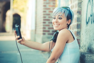Koniec ze zdjęciami, których nikt nigdy nie zobaczy. Z tą aplikacją wydrukujesz fotki prosto ze smartfona