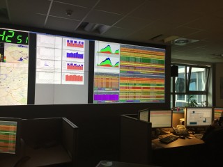 Koszmar operatora, czyli mapa problemów z siecią wielkości ściany. T-Mobile Network Monitoring Centre – relacja Spider’s Web