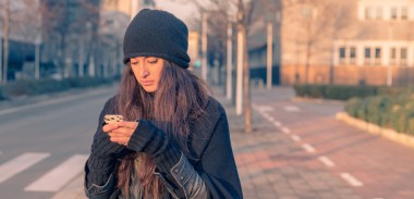 Tinder jest zły? A może dobry? Czy może pytanie powinno brzmieć: czy jest przyczyną, czy skutkiem?