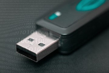 Oto pendrive, który zniszczy twój komputer