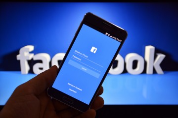 W którym miejscu się Facebook kończy, bo nie widzę?