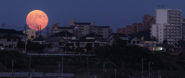Dzisiaj zobaczymy czerwone zaćmienie superksiężyca