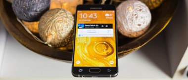 Galaxy A3 2016 to jedno z najładniejszych urządzeń za takie pieniądze.