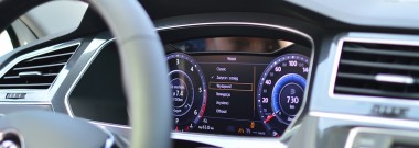 active info display tiguan 2016