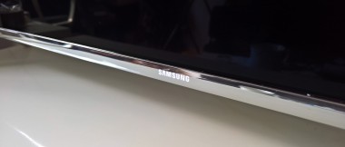 Samsung KS7000