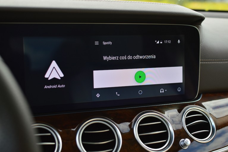 Android Auto sprawdziliśmy, jak spisuje się w Polsce