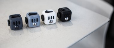 Fidget Cube będzie hitem w korporacjach!