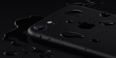Apple ostrzega: nowy, czarny iPhone może się nadmiernie rysować