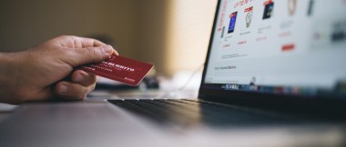 Smyk.com ustawił klientów w kolejce do... sklepu internetowego