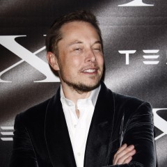 Elon Musk ostrzega przed sztuczną inteligencją.