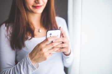 FOMO. To przez nie twoi znajomi mogą być dla ciebie niemili