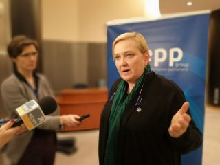 Co to jest geoblokowanie? Róża Thun tłumaczy.