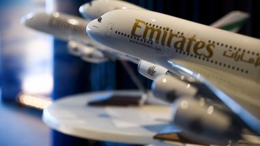Airbus A380 linii Emirates na Lotnisku Chopina w Warszawie