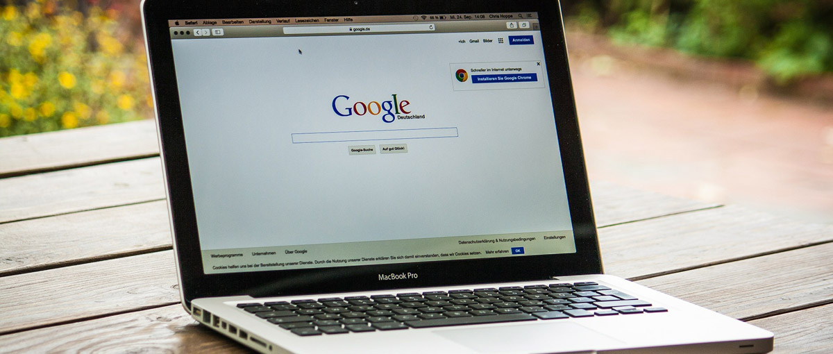 Wydawcy chcą równego traktowania w negocjacjach z Google'em i Facebookiem