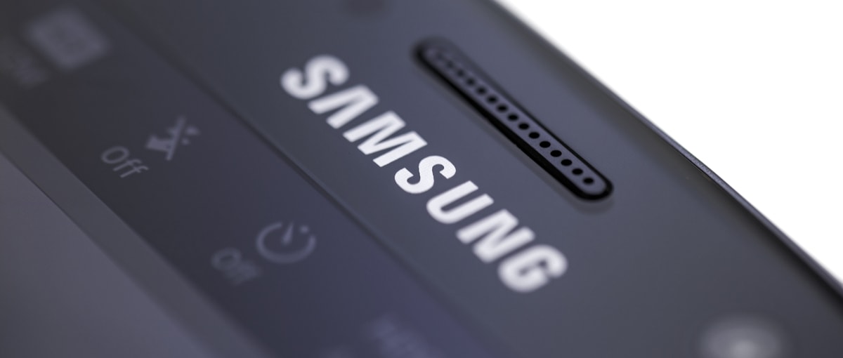 Samsung zarabia najwięcej w historii, ale korki od szampana nie strzelają