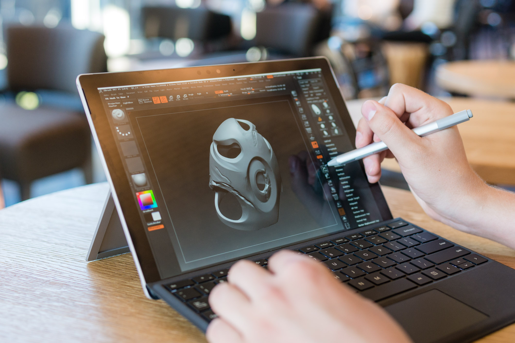 Microsoft Polska przedstawia AntyLuwr - można wygrać Surface Pro 2017!