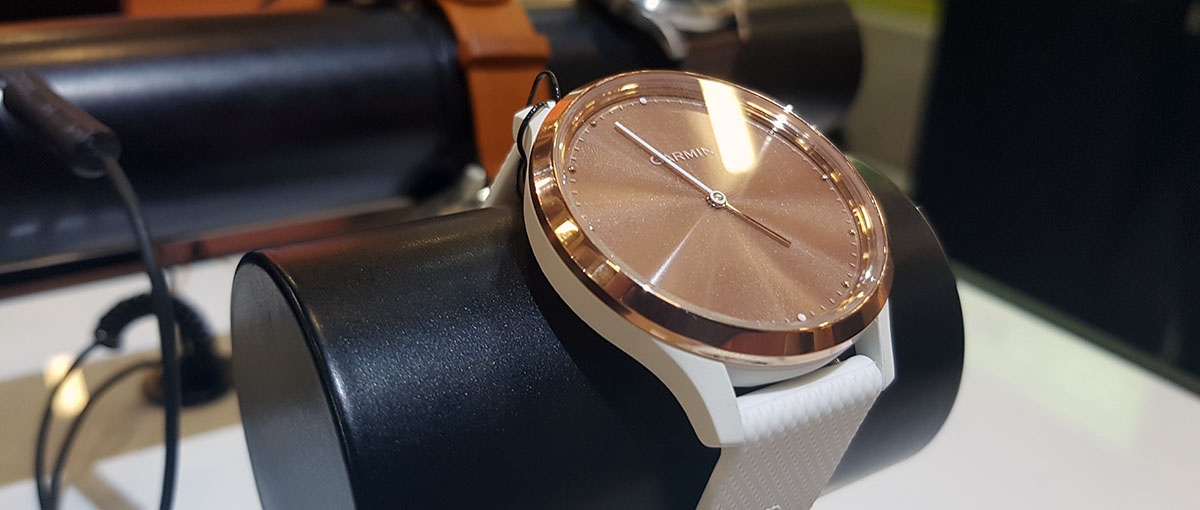 Garmin vívomove HR
