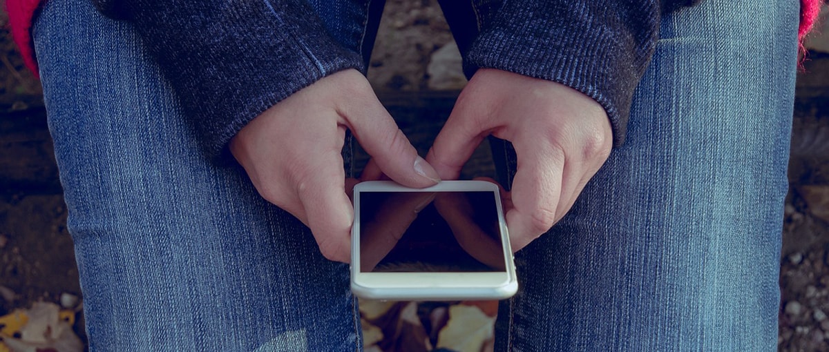 Ponad 1000 osób oskarżonych. Facebook nie godzi się na revenge porn