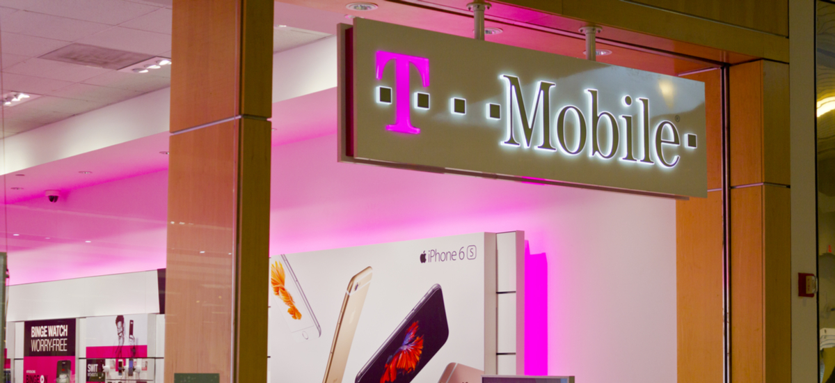 T-Mobile daje 6 miesięcy na próbę.