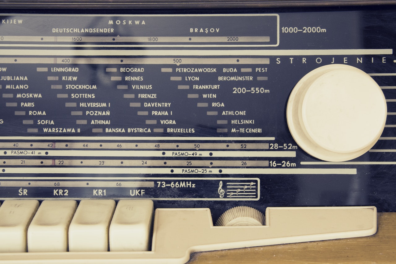 strony radiostacji