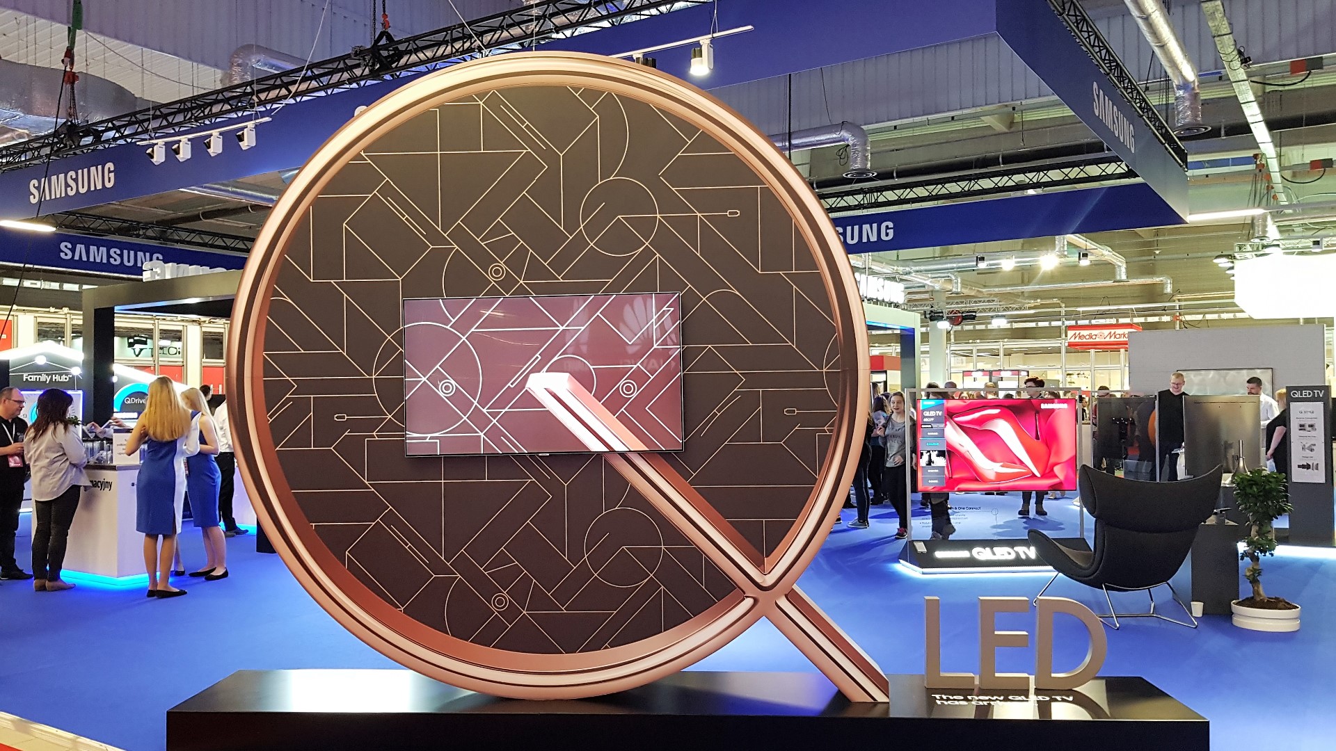 Samsung QLED Electronics Show