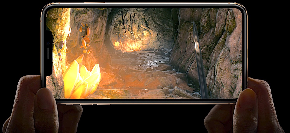 Apple powiela grzech Jobsa. iPhone XS Max mógł być konsolą doskonałą