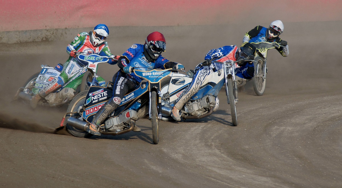 Speedway Manager 3 to nie lada gratka dla fanów czarnego sportu