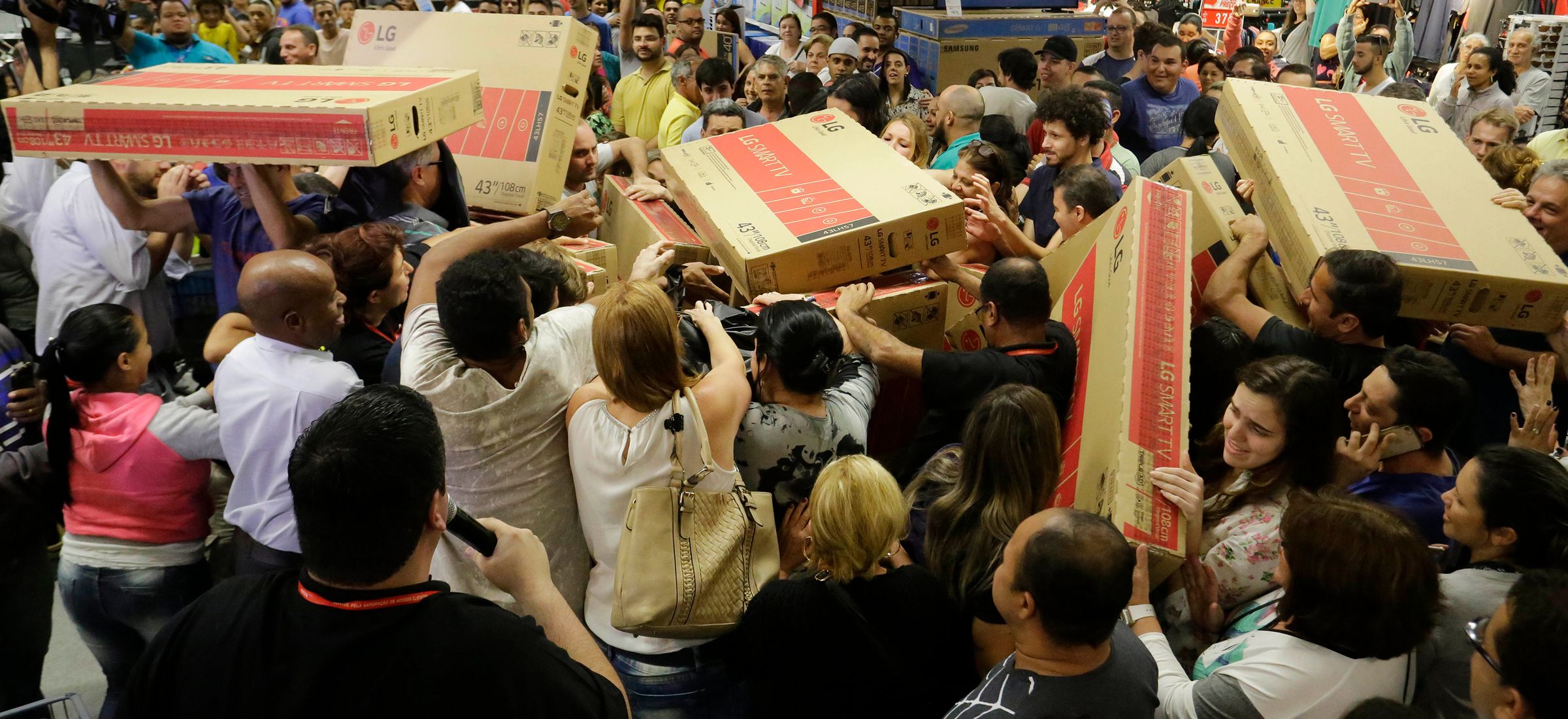 Black Friday 2021. Jak się nie nabrać na fałszywe obniżki cen?