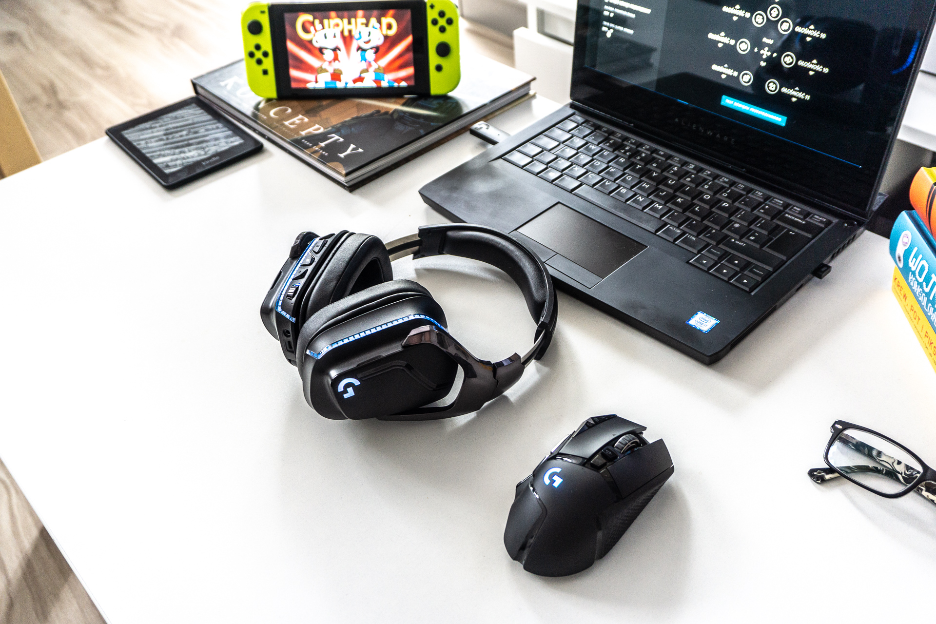 median Loaded indad Logitech G935 Wireless is a spatial sound champ in an old crackling casing  - review