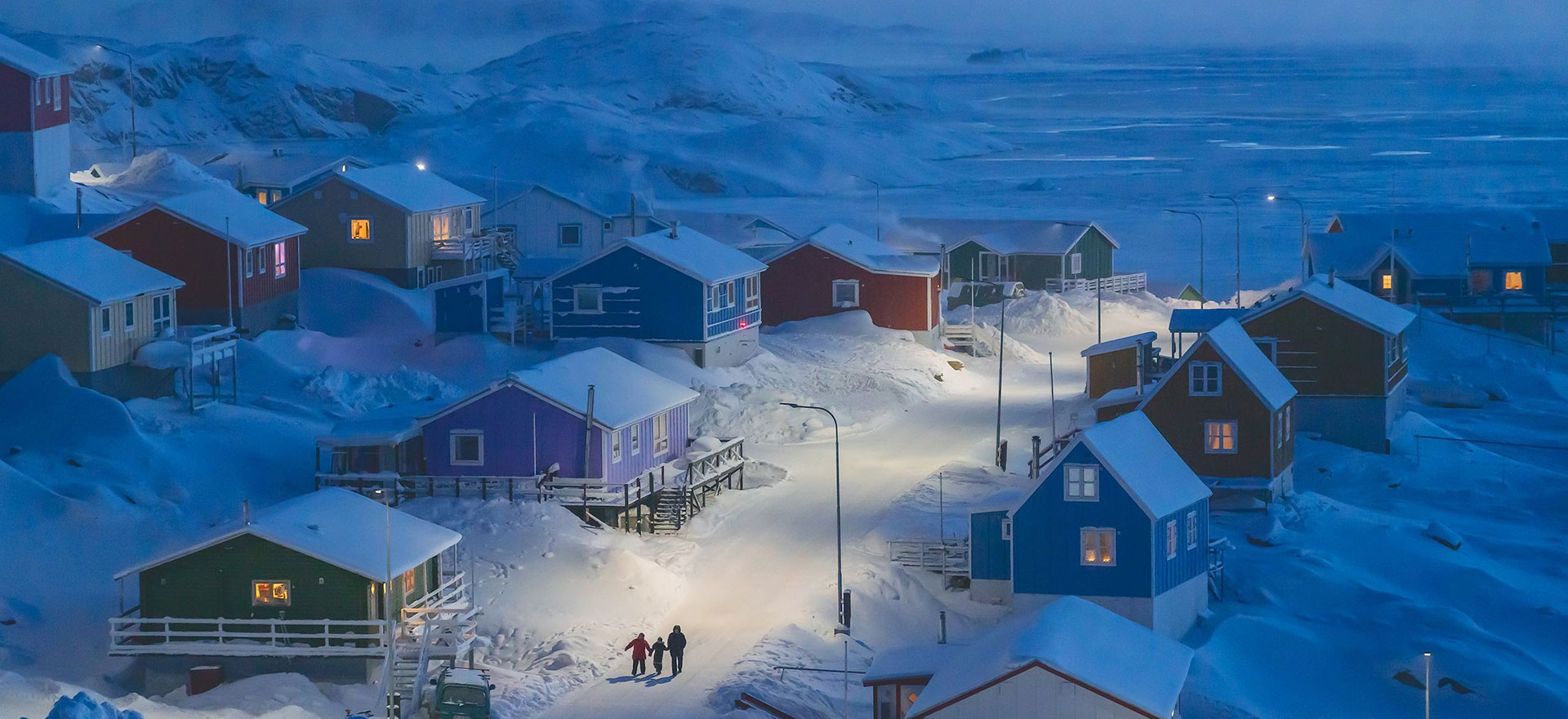 Fig. Weimin Chu "Greenlandic Winter", winner of the National Geographic Travel Photographer of the Year 2019