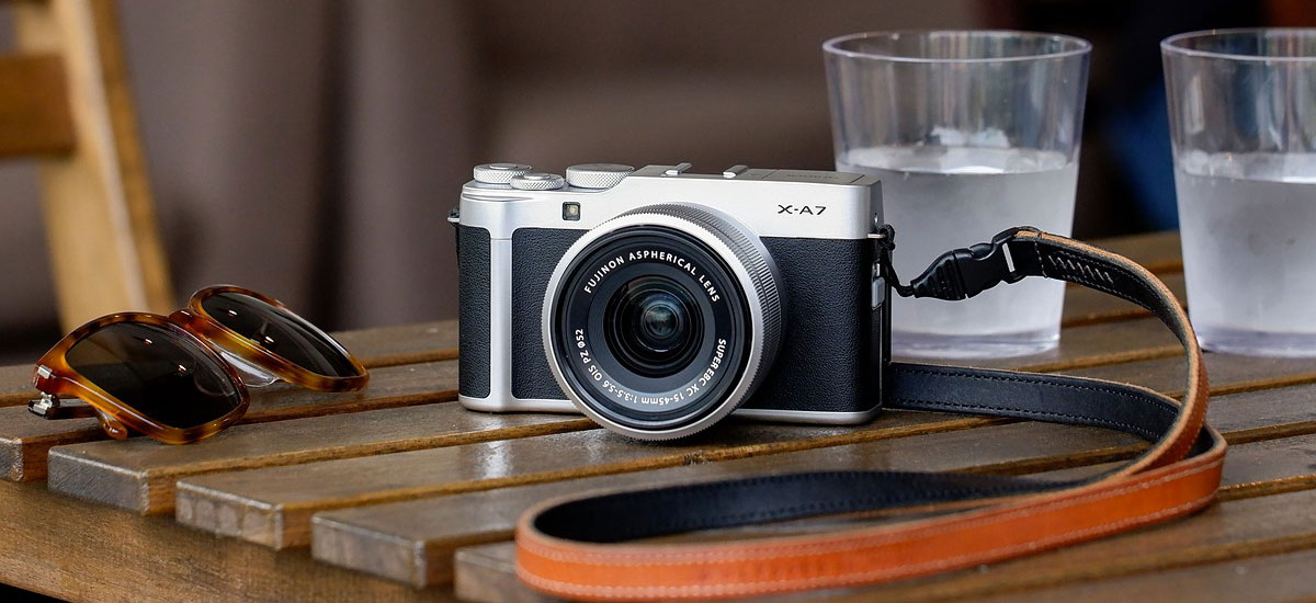 Oto Fujifilm X-A7. Tani i nowoczesny aparat dla współczesnego twórcy