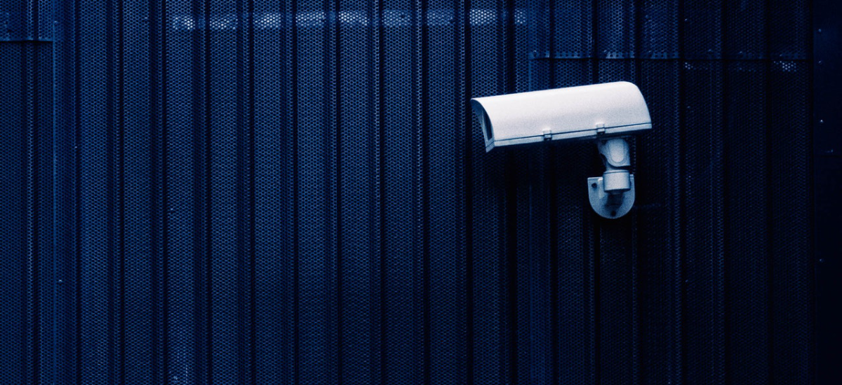 Polskie służby kontra Facebook, Google i Apple - raport Spider's Web