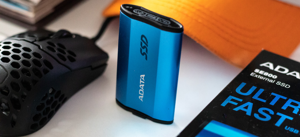 Recenzja zewnętrzngo dysku SSD ADATA SE800 - mały i tani