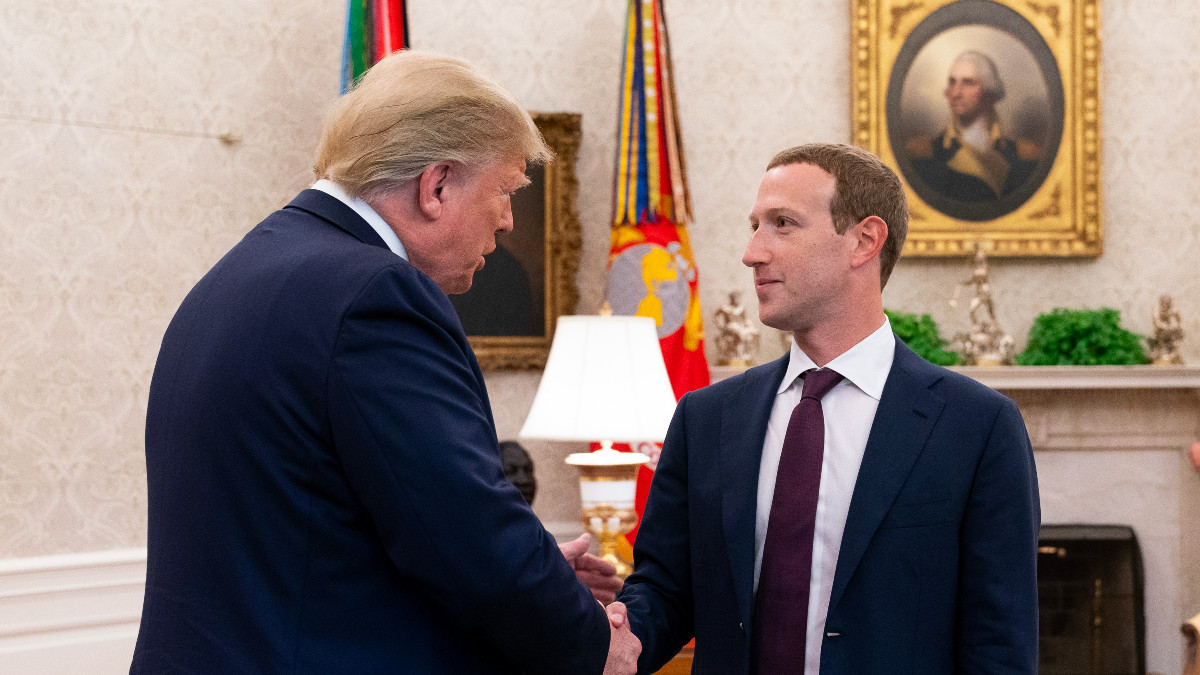 Soros oskarża Zuckerberga o współpracę z Trumpem