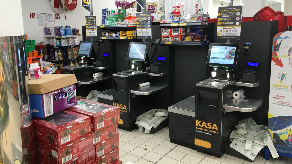 Kasy samoobsługowe są dla biednych. Używasz?
