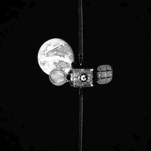 MEV-1 połaczył się z Intelsatem-901. Przedłuży życie satelity o 5 lat