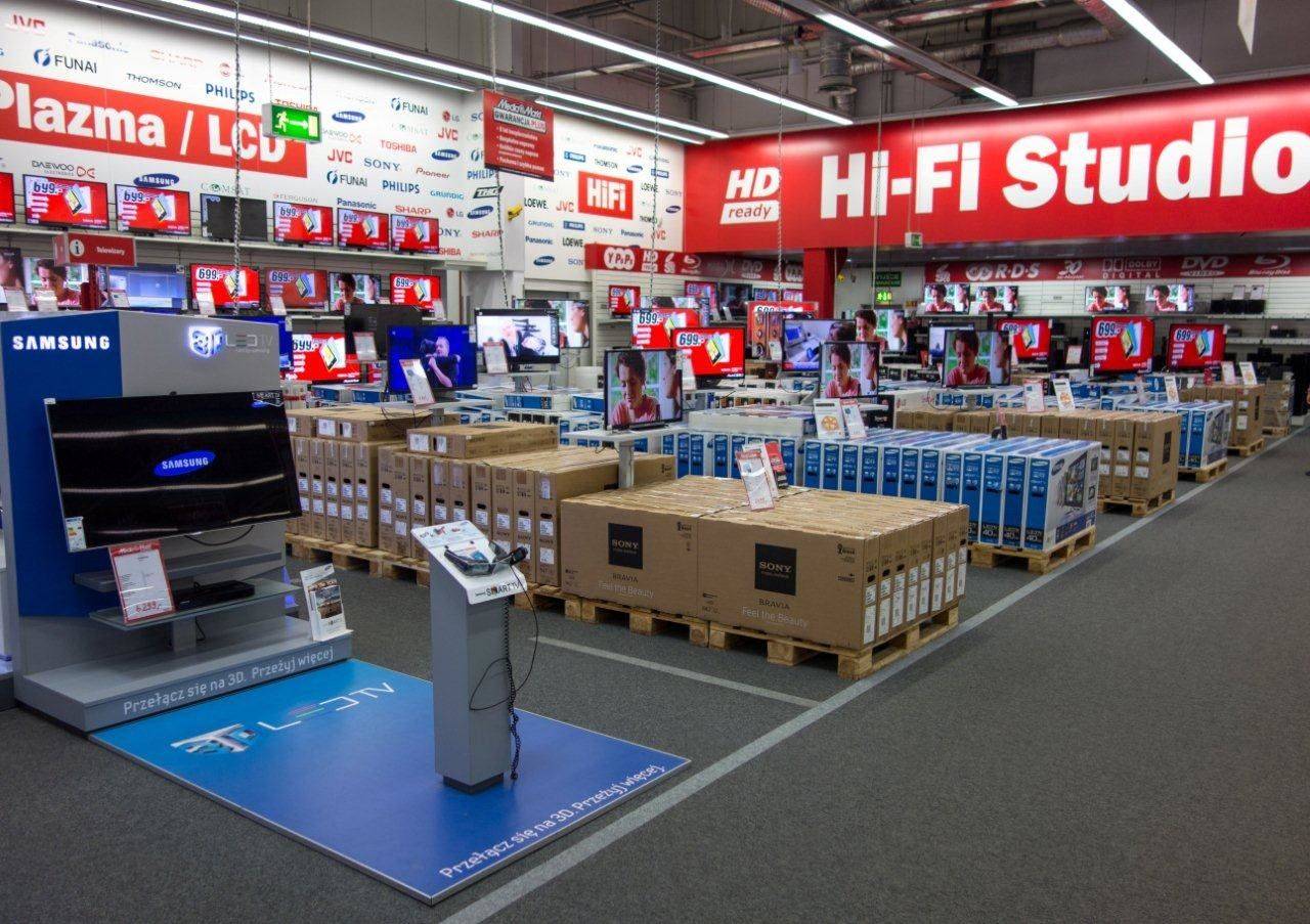 MediaMarkt closes all stores in Poland, but continues to sell online.