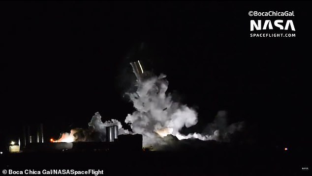 Starship prototype explosion. Source: Boca Chica Gal / NASA SpaceFlight