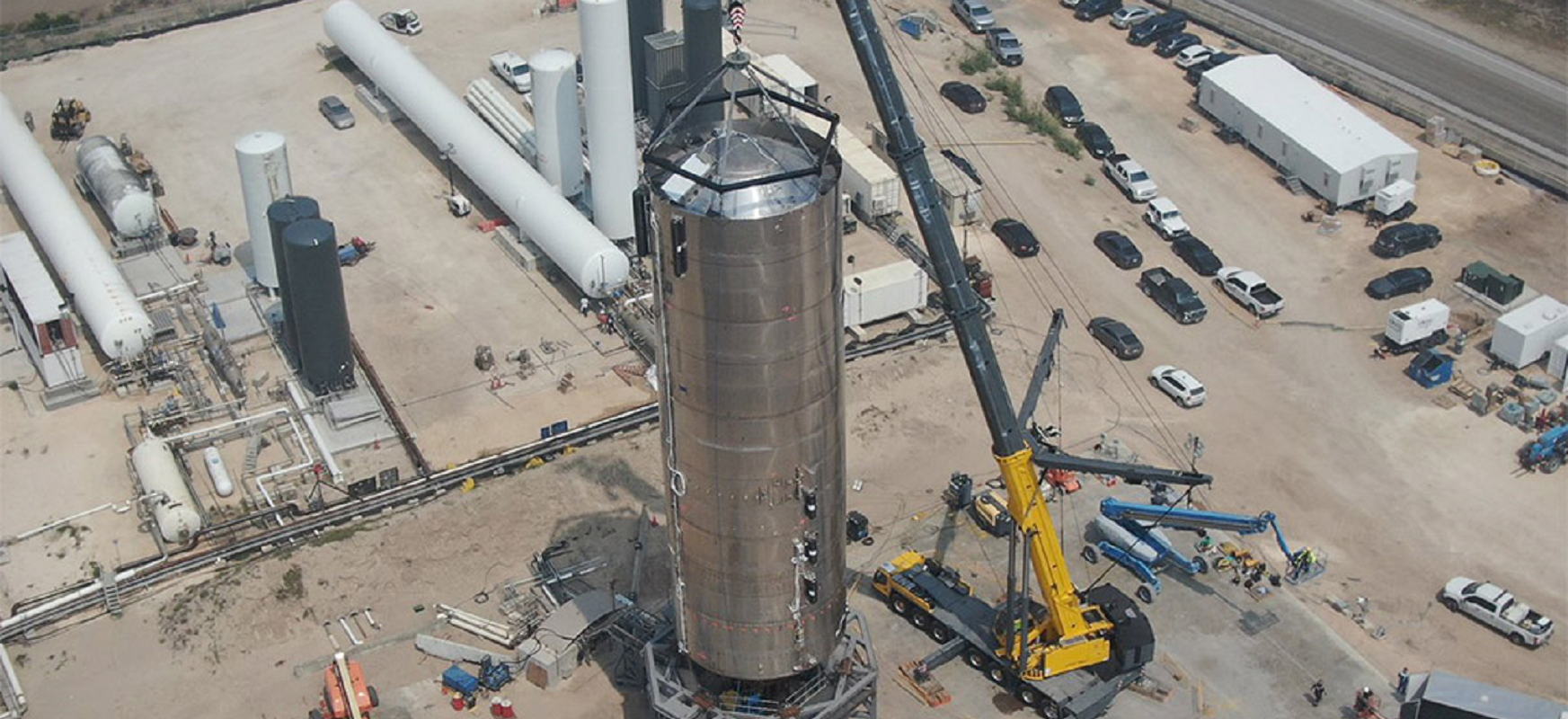 Elon Musk dopiął swego. Prototyp rakiety Starship nie eksplodował