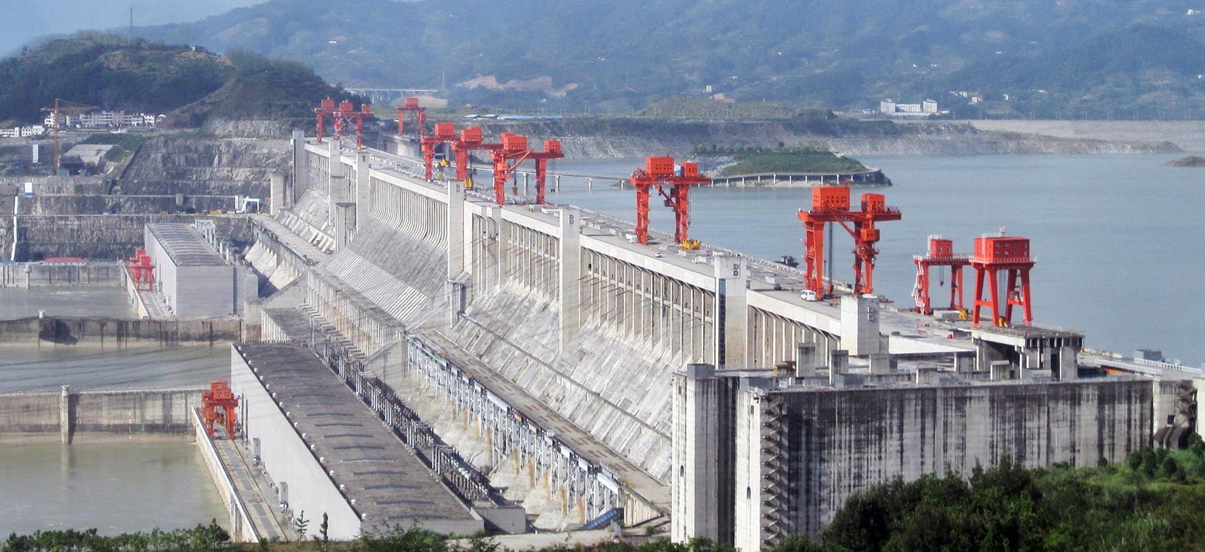 The Chinese Three Dam was deformed as a result of record