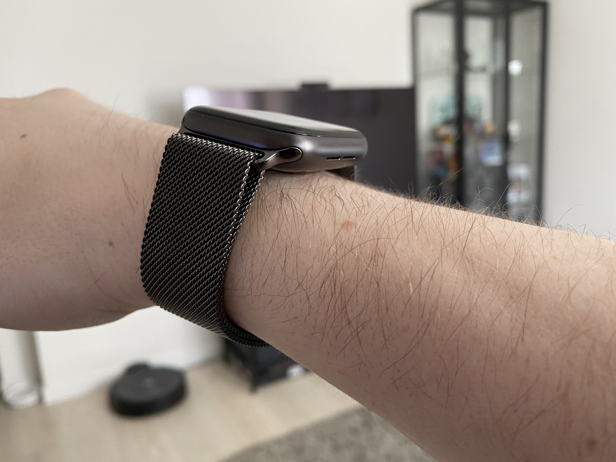 apple watch series 6 44 mm alu lte space grey milanese loop graphite