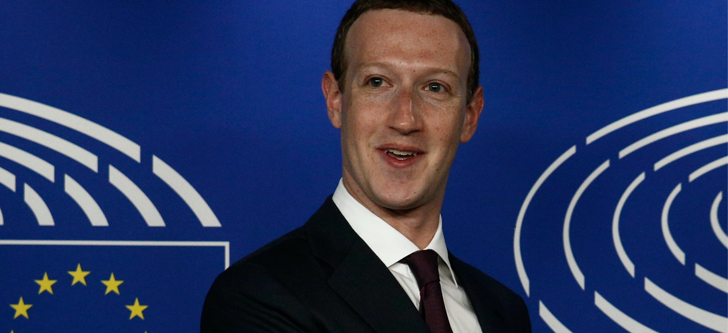 Facebook ma 20 mln polskich użytkowników, ale twierdzi, że nie mówi po polsku